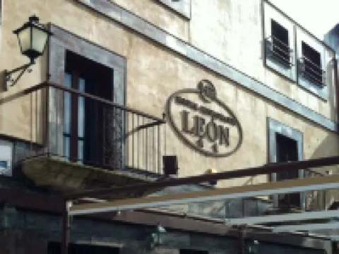 萊昂旅館 特魯希略酒店