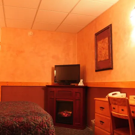 Algoma Motel