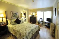 The Brewster Inn - Inns