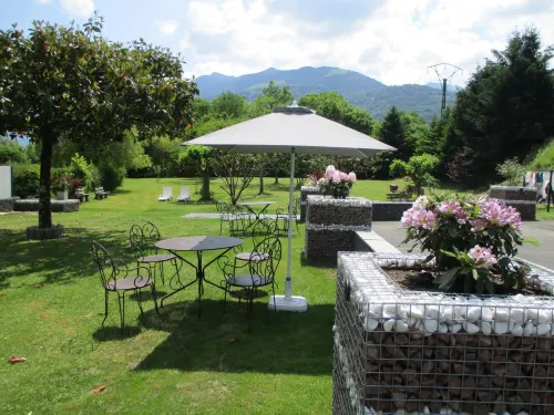 Logis l'Ayguelade Hotels in Bielle