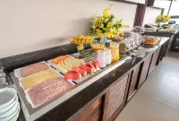 Via Garden Varginha Hotel - sarapan