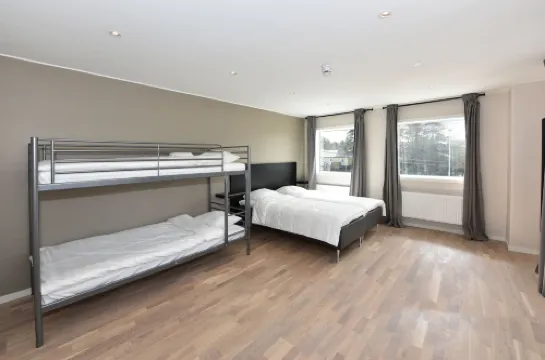 Måby Park Hotel Arlanda - С парковкой