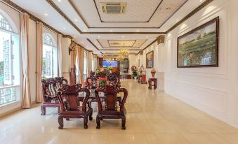 Seavitel Beach Hotel Danang