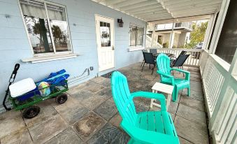 Coquina Cottage 2 Bedroom Cottage by RedAwning