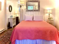Harbour Towne Inn on the Waterfront Hotels in Southport