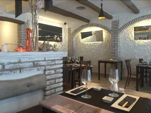Hostal Ribas - 2 estrellas