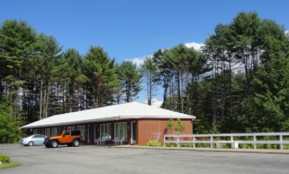 Sara Glen Motel - Saratoga Springs-Glens Falls