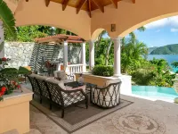Villa Delfina- Private Beach! Spacious 5 Bedroom Villa in Lower Peter Bay! Ξενοδοχεία στην πόλη Central