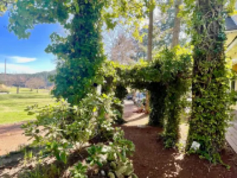 Quarrystone House B&B Hotels in Salt Spring Island