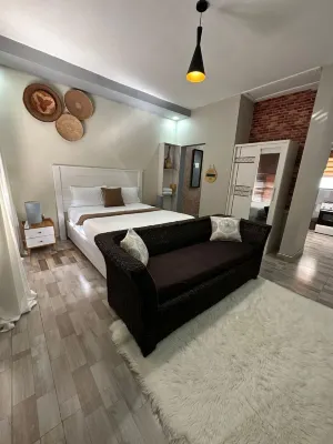 Hideaway Apartments Hotels in 