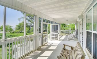 Waveland Vacation Rental - Walk to the Beach!