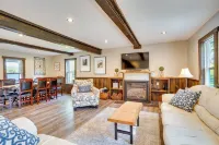 Family Friendly! Lakefront Tully Getaway w/ Porch