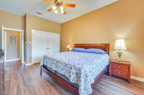 Boat Dock & Hot Tub: Waterfront Home in Milam! - Wifi