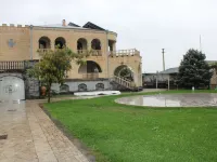Otyak Plaza Hotels in Parakar