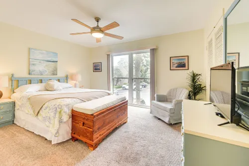 Patio + Pool Access: North Myrtle Beach Retreat! - spa