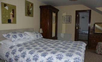 White Hill Country House B&B