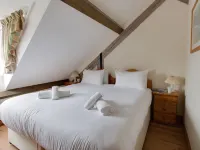 George's House - 4-Star