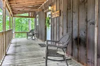 Hike & Zip-Line: Red River Gorge Cabin w/ Hot Tub! - 3-stjärniga