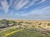 Sanderling Sea Cottages, Unit 11 Hotels in Waldport