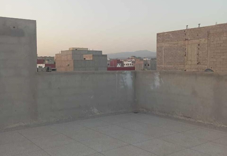 3. 아가디르의 조용..