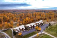 Ski-in/Ski-Out! Cozy Bellaire Resort Retreat! - 3-Star