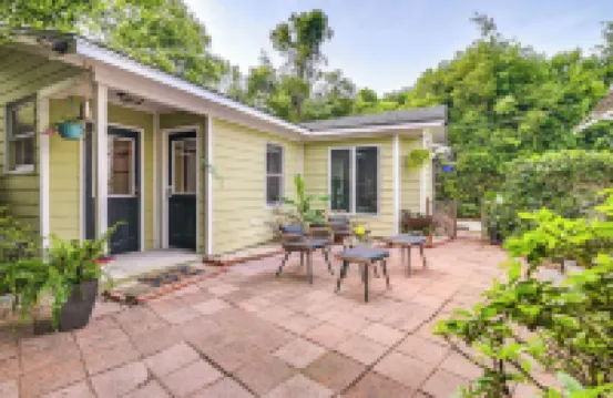 Cute Georgetown Villa < 1 Mi to Historic District