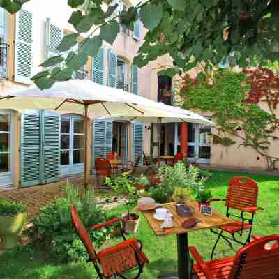 Le Quatorze Hotel Exterior
