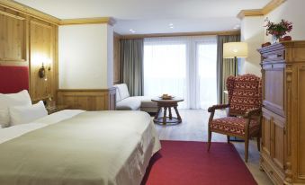 ElisabethHotel Premium Private Retreat- Adults Only