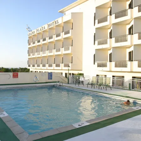 Grand Plaza Hotel