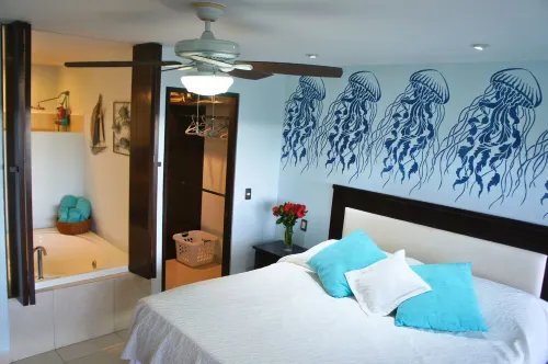 Beachfront Luxury Condo! Casa Sirenita