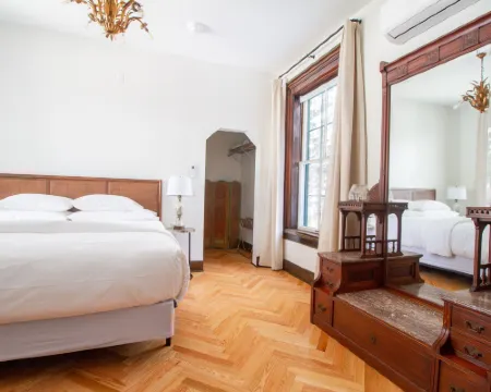 Pert House Hotels in Potsdam