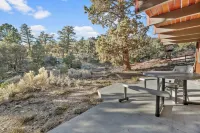 Forest Edge Retreat - 4-Star