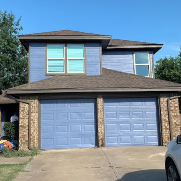 Spacious Family Friendly Retreat Centrally Located with Big Backyard