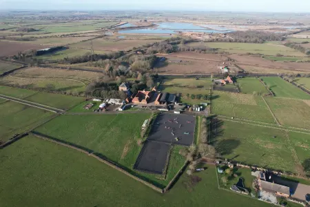 peaceful farm cottage Отели в г. Коллингем