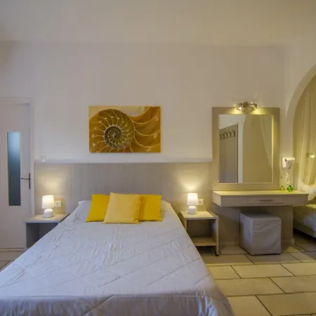 Brother's Hotel Ξενοδοχεία στην πόλη Ίος