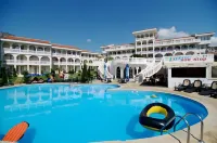 Lazur 1-5 Apartments Complex Hotels in Elenite