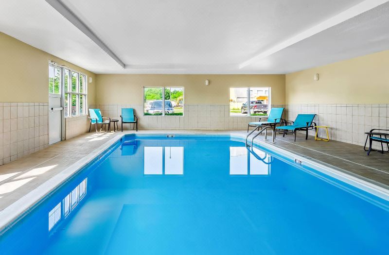 Country Inn & Suites by Radisson, Princeton, WV photo 2