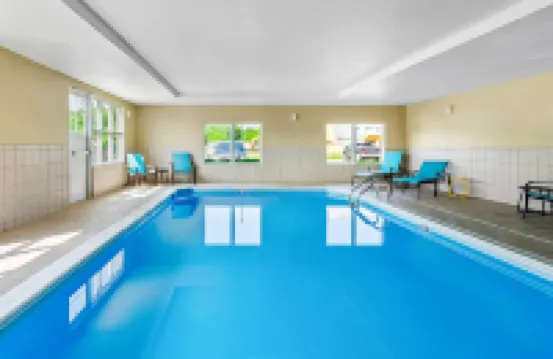 Country Inn & Suites by Radisson, Princeton, WV