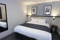 Oaklands Hotel Hotels in Elton