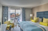 Harbour Hotel & Spa Southampton Hotels near Church of St John the Baptist