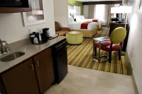 Holiday Inn Express & Suites Huntsville Airport Hotels in Madison