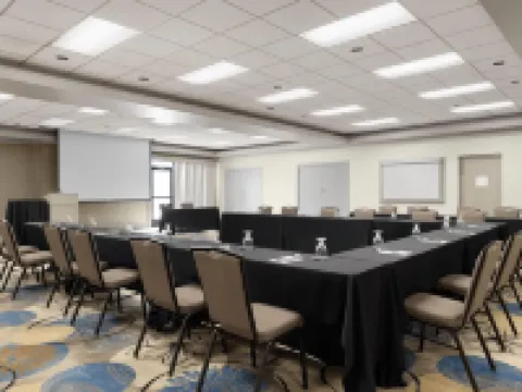 Eastland Suites Hotel & Conference Ctr, Trademark by Wyndham Hotels in Bloomington