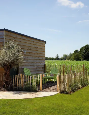 Mr & MRS Smith Artist Residence Oxfordshire