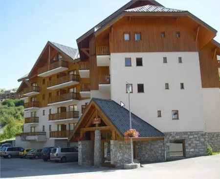 6-bed apartment Saint François Longchamp - sheets/parking/Internet (fiber)