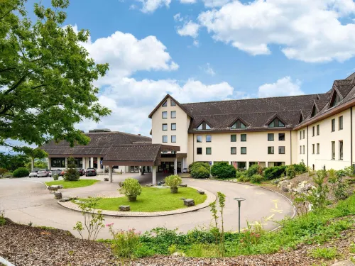 Mövenpick Hotel Egerkingen Hotels in Laufelfingen