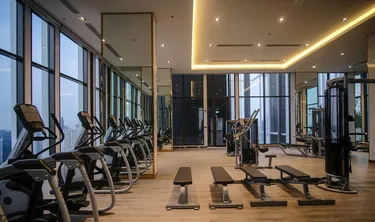 รูปภาพของCheap/CBD/Transportable/Luxury Condo - the most expensive area