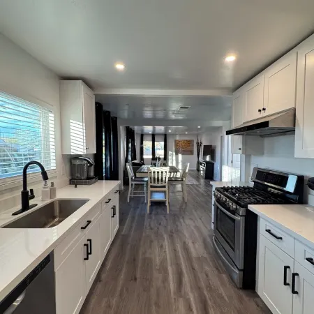 Elegant Modern Winslow Home