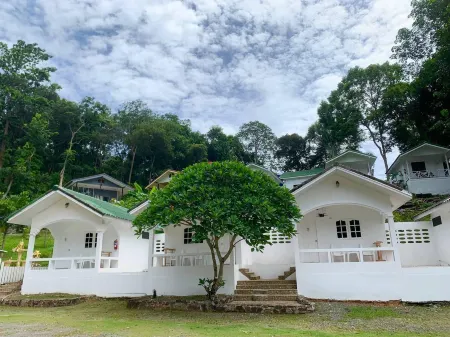 Private Paradise Resort Отели рядом с достопримечательностью «Chao Por Koh Chang Shrine»