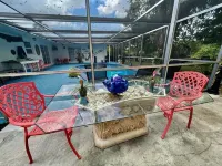 Work & Play: Waterfront 3BR w/ Pool, Fast Wi-Fi, Kayaks, Near Beach, Airport