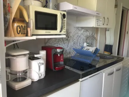 Self-contained apartment for nature lovers with their pooch